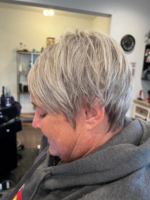 Silver Pixie Haircut in Commerce City & Denver, Colorado This textured pixie cut was designed to(..)